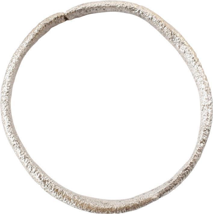ANCIENT VIKING WEDDING RING C.850-1050 AD SIZE 5 ¾ - Royalty Rings