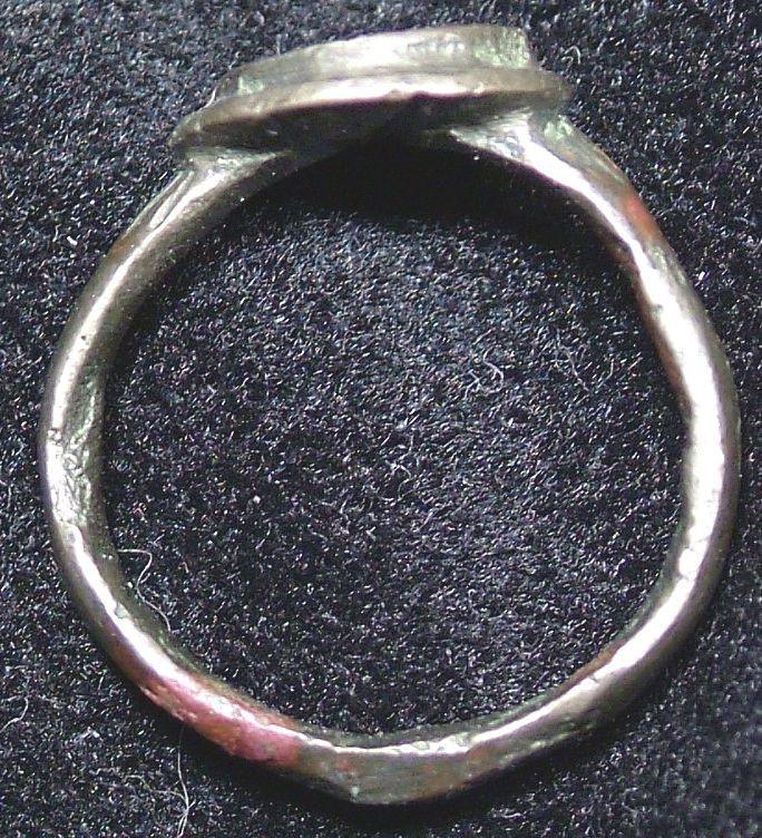 BYZANTINE WOMAN'S OR CHILD'S RING C.500 AD SIZE 4 - Picardi Jewelry