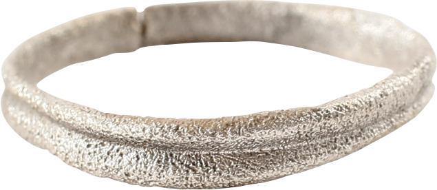 ANCIENT VIKING WEDDING RING C.850-1050 AD SIZE 5 ¾ - Royalty Rings