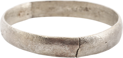 VIKING WEDDING RING, SIZE 9 1/2 - Royalty Rings