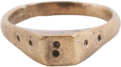 EUROPEAN NOBLE WOMAN’S RING, C.1300, SIZE 4 1/2 - Royalty Rings