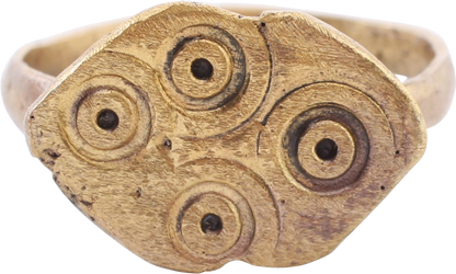 MEDIEVAL ANGLO-SAXON (ENGLISH) RING, 7TH-9TH CENTURY AD, SIZE 8 - Fagan Arms
