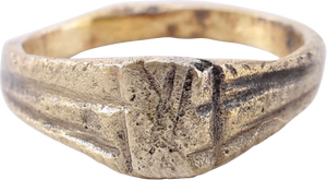 LATE GOTHIC LADY’S FASHION RING C.1600, SIZE 4 1/2 - Fagan Arms