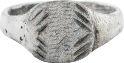 MEDIEVAL ENGLISH RING, C.400-700 AD, SIZE 9 - Fagan Arms