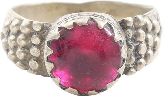 GOOD 19TH CENTURY EASTERN EUROPEAN GYPSY RING, SIZE 9 ½