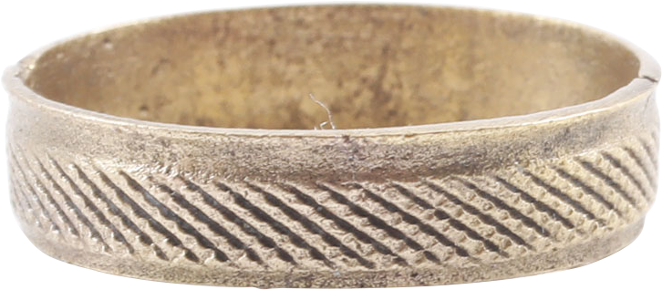 FINE VIKING WEDDING RING, SIZE 8 - Fagan Arms