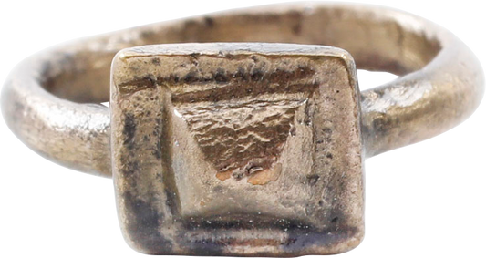 FINE ROMAN PROSTITUTE'S RING, C.100-300 AD, SIZE 1 ¾ - Royalty Rings