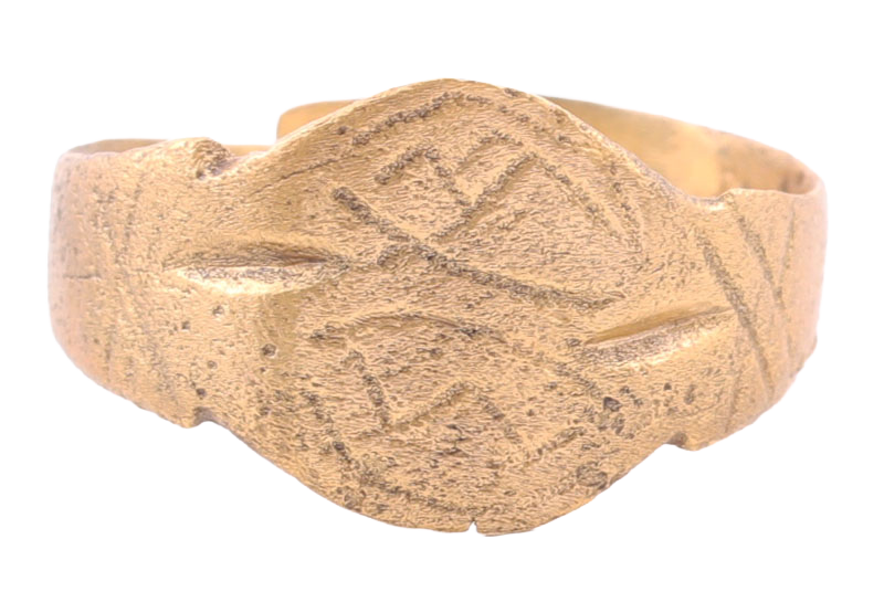 VIKING SHIELD RING, C.800-1000 AD, SIZE 9 ½ - Fagan Arms