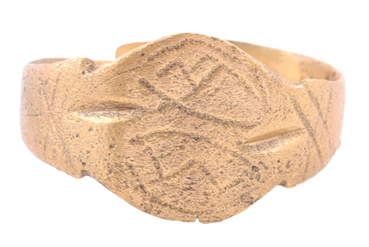 VIKING SHIELD RING, C.800-1000 AD, SIZE 9 ½ - Fagan Arms