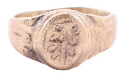 LATE MEDIEVAL WOMAN'S FASHION RING, SIZE 7 ¾ - Fagan Arms