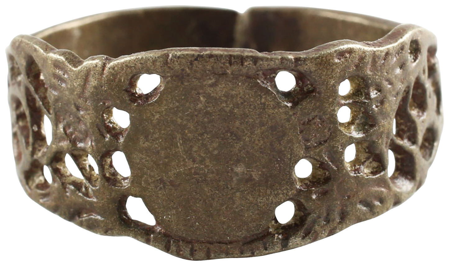 EASTERN EUROPEAN MAN’S WEDDING RING SIZE 13